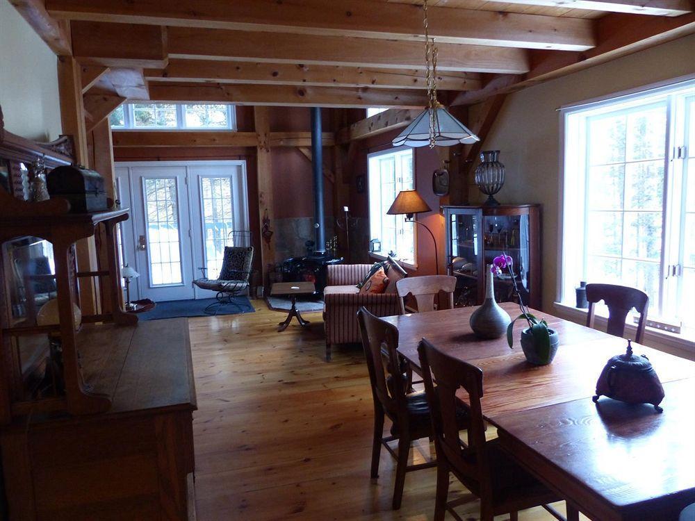 Gite Le Roupillon B&B Mont-Tremblant Zewnętrze zdjęcie