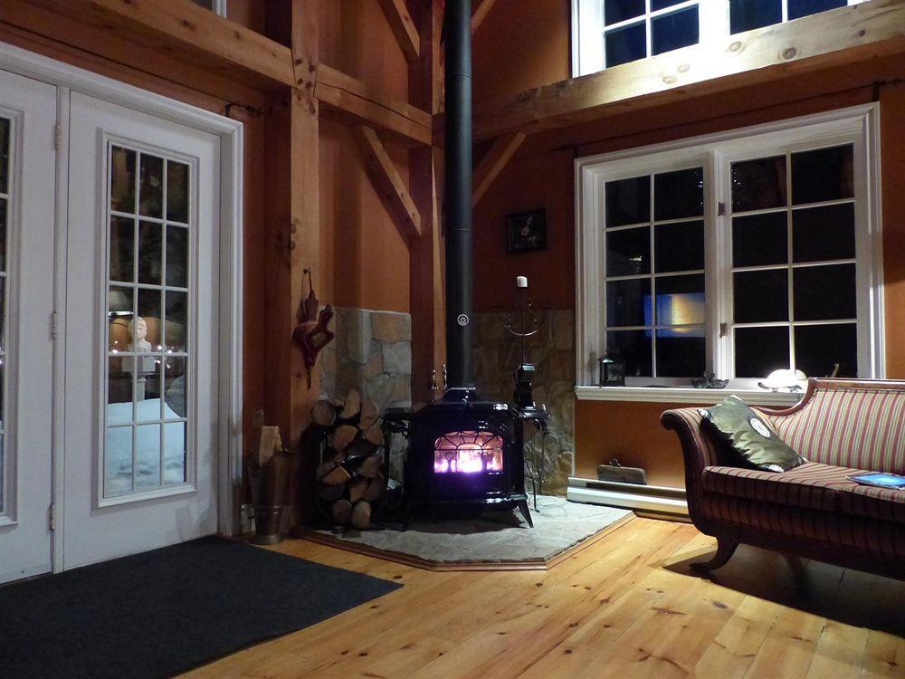 Gite Le Roupillon B&B Mont-Tremblant Zewnętrze zdjęcie